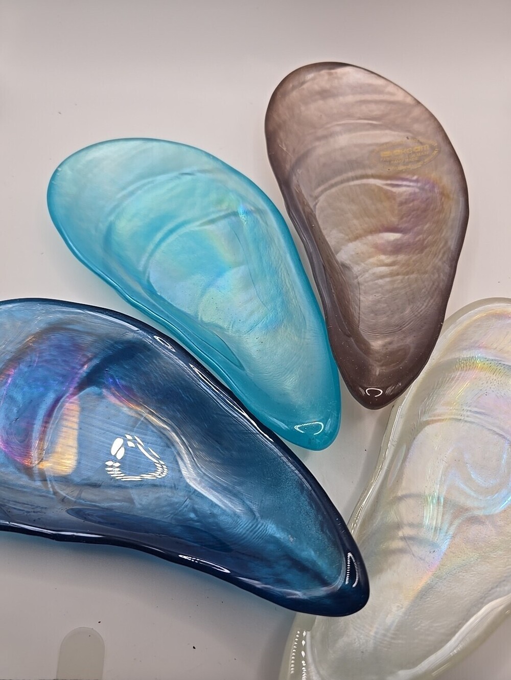 Akcam Iridescent Oyster Shell Trinket Dish Teardrop Hand Made In Turkey Set Of 4